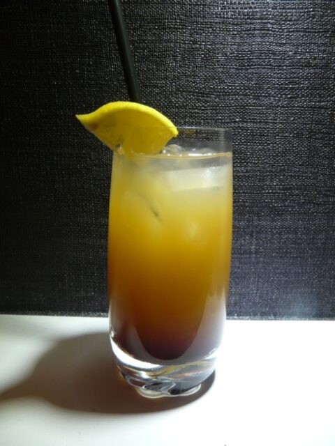 Drink rum z sokiem jabłkowym - Tropical Blossom