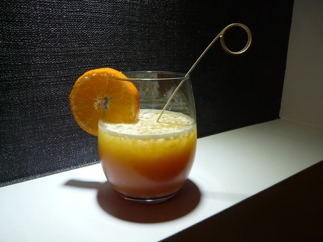 Peach Dream - rum z likierem brzoskwiniowym
